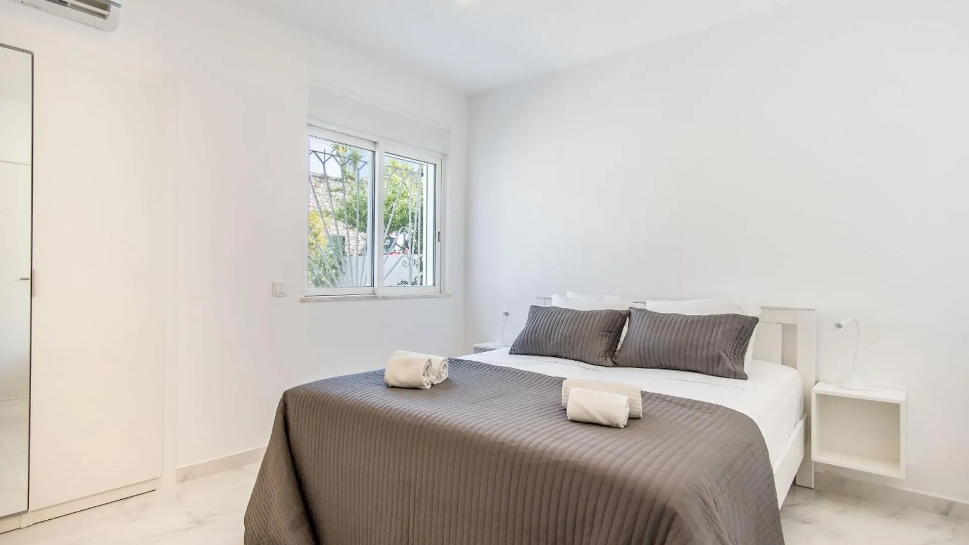Villa #052 V4 Mimosas By Home Holidays Albufeira